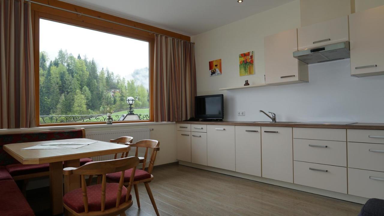 Appartementhaus Sennhuettn Finkenberg Eksteriør bilde